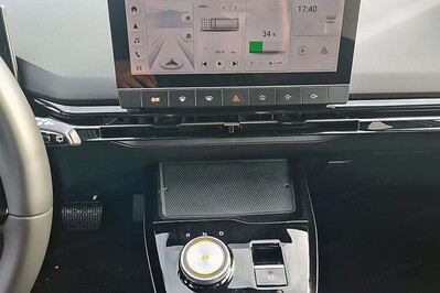 MG 4 64kWh Luxury