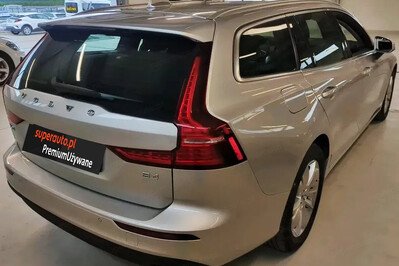 Volvo V60 B4 B Momentum Pro