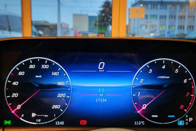 Mercedes E Klasa 200 4-Matic Avantgarde 9G-Tronic