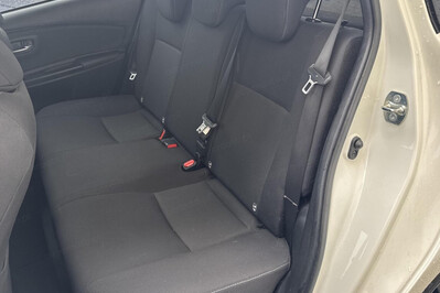 Toyota Yaris Hybrid 100 Selection