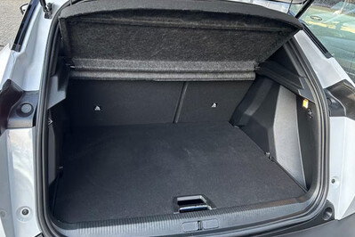 Peugeot 2008 Allure e-DCS 1.2 mHEV