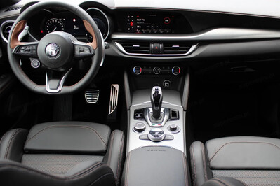 Alfa Romeo Stelvio 2.0 Turbo Intensa Q4