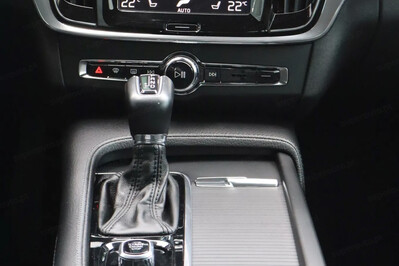 Volvo S90 D4 Momentum aut