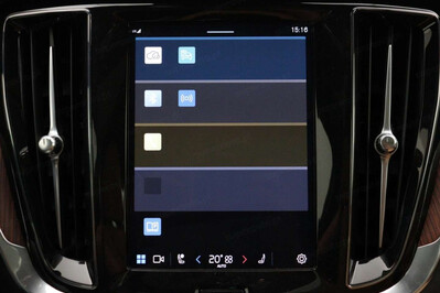 Volvo V60 T6 AWD Plug-In Hybrid Plus Dark
