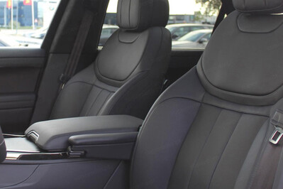 Land Rover Range Rover Sport D300 SE
