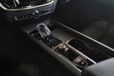 Volvo S60 B5 B AWD Ultimate Dark
