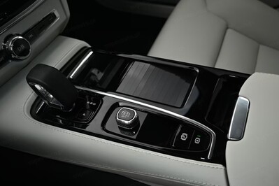 Volvo V90 T6 AWD Plug-In Hybrid Plus Bright