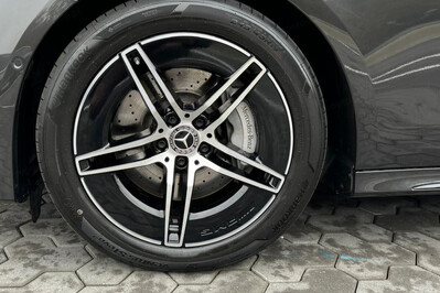 Mercedes E Klasa 220 d 4-Matic AMG