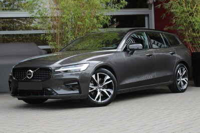 Volvo V60 B4 D Plus Dark