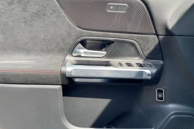 Mercedes GLB 200  AMG Line