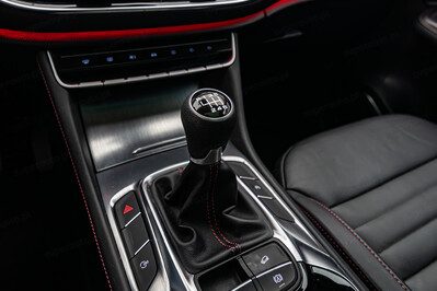 MG HS 1.5 T-GDI Luxury