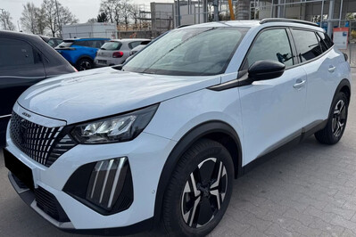 Peugeot 2008 Allure EAT8 1.2 PureTech