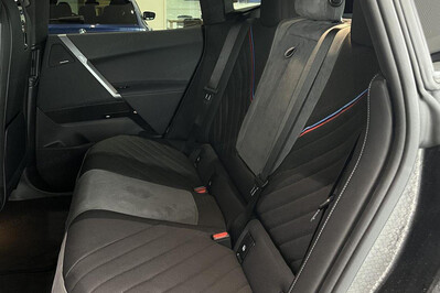 BMW iX xDrive45