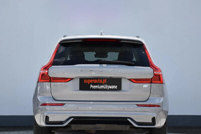 Volvo XC60 T6 Plug-In Hybrid AWD Plus Dark aut