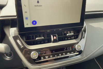 Toyota Corolla 1.8 Hybrid Style