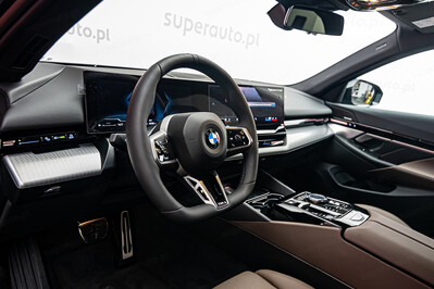 BMW Seria 5 Touring 520d xDrive M Sport