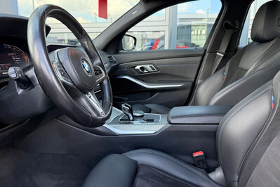 BMW Seria 3 320d xDrive M Sport
