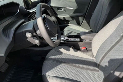 Peugeot 208 e-208 Allure