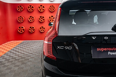 Volvo XC90 B5 D AWD Ultimate Bright 7os aut