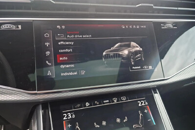 Audi Q8 55 TFSI e PHEV quattro Tiptronic
