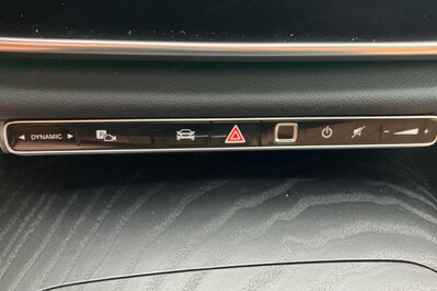 Mercedes E Klasa 220 d 4-Matic AMG