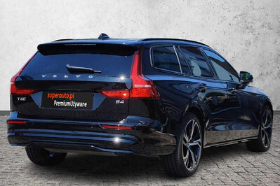 Volvo V60 B4 B Plus Dark aut
