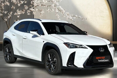 Lexus UX 300h F Sport Design