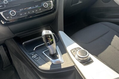 BMW Seria 3 Gran Turismo 320i GPF Advantage