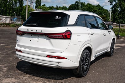 DFSK E5 Prestige 1.5  PHEV E-CVT