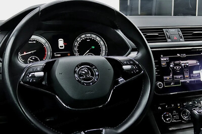 Skoda Superb 2.0 TSI Style DSG