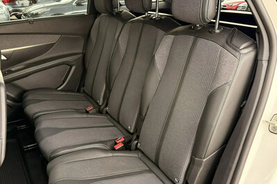 Peugeot 5008 1.2 PureTech Allure Pack S&S EAT8