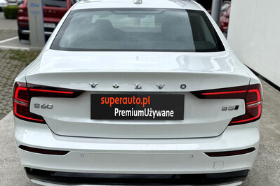 Volvo S60 B5 B AWD Ultimate Dark