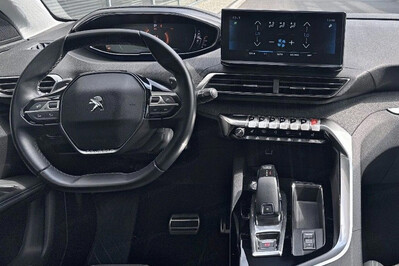 Peugeot 3008 1.2 PureTech S&S EAT8