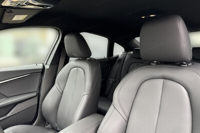 BMW Seria 2 220i xDrive M Sport aut