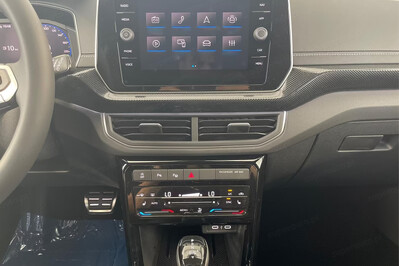 Volkswagen T-Cross R-Line Plus 1.5 TSI DSG