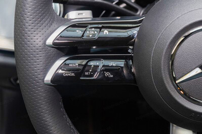 Mercedes E Klasa 220 d 4-Matic AMG