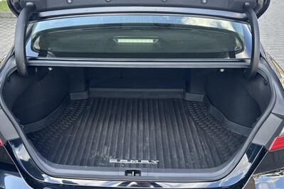 Toyota Camry 2.5 Hybrid Comfort CVT