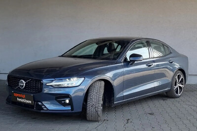 Volvo S60 B5 B AWD Ultimate Dark