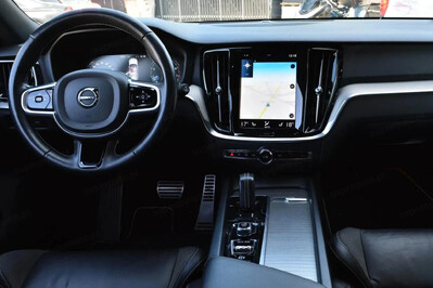 Volvo V60 B4 B R-Design aut
