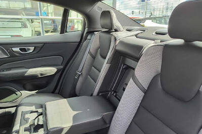 Volvo S60 B5 B AWD Ultimate Dark