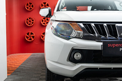 Mitsubishi L 200 2.4 d