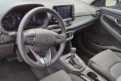 Hyundai i30 1.5 T-GDI 48V Smart DCT