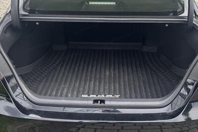 Toyota Camry 2.5 Hybrid Comfort CVT