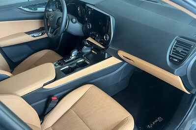 Lexus NX 350h Prestige 2WD