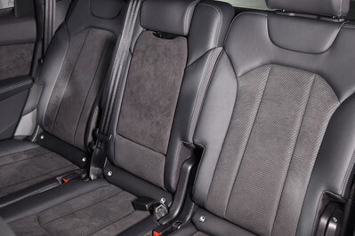 Audi Q7 55 TFSI e quattro S Line