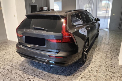 Volvo V60 T6 AWD Plug-In Hybrid Plus Dark