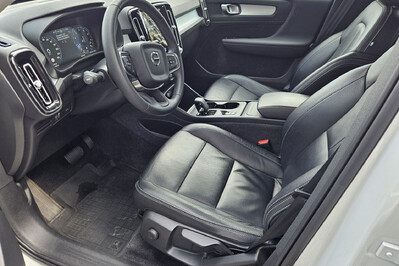 Volvo XC40 B4 B AWD Momentum Pro