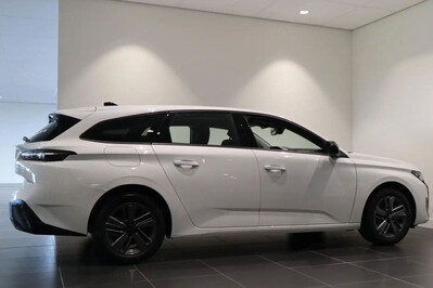 Peugeot 308 Style 1.2 mHEV