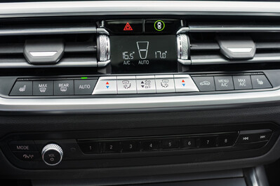 BMW Seria 3 320d xDrive Luxury Line