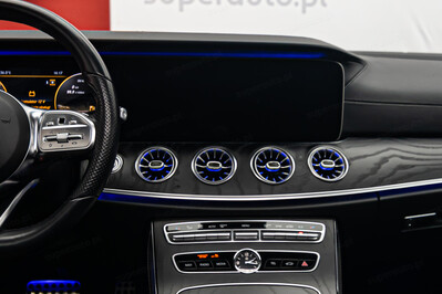 Mercedes E Klasa E 300 Coupe 2.0 9G-TRONIC